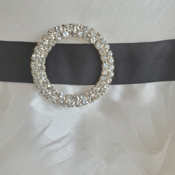 SATIN ROUGE, Beautiful Retro Knee length Wedding, Prom, Party Dress - Picture 9 of 15